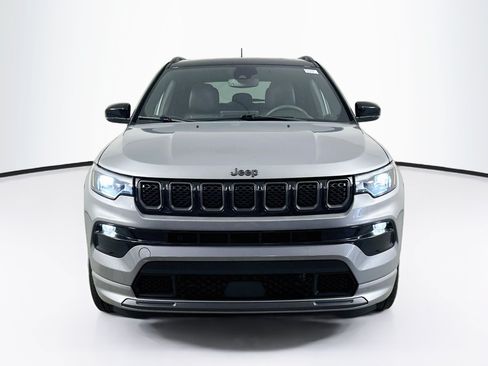 Used 2023 Jeep Compass High Altitude AWD/4WD image 2