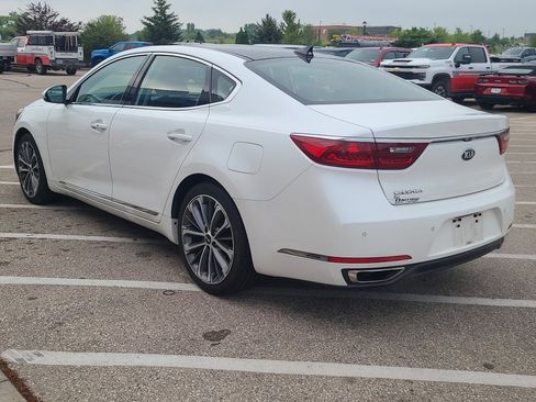 Used 2019 Kia Cadenza Technology FWD image 3