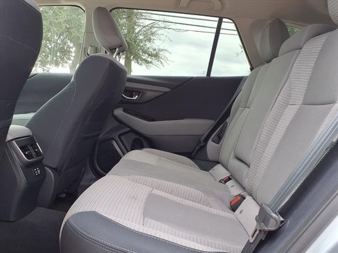 Certified 2025 Subaru Outback Premium image 5