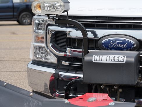 Used 2021 Ford F250 XLT AWD/4WD image 9