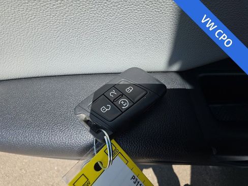 Certified 2023 Volkswagen Taos SEL AWD/4WD image 26