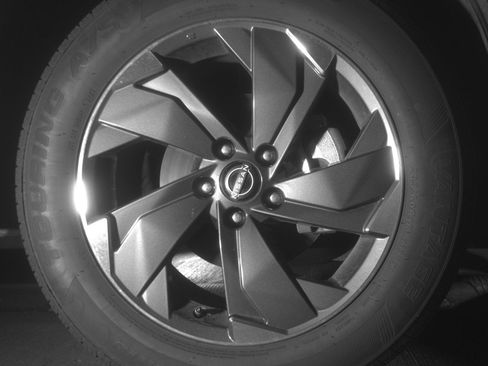 Used 2025 Nissan Rogue SV image 13