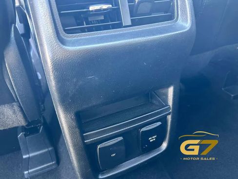 Used 2020 Ford Edge SEL w/ Convenience Package FWD image 21