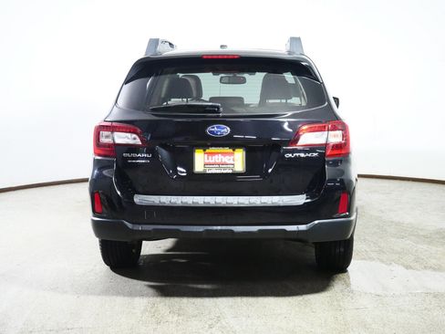 Used 2015 Subaru Outback 2.5i Limited AWD/4WD image 6