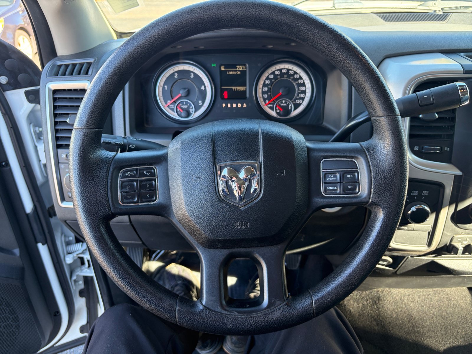 Used 2017 RAM 2500 SLT AWD/4WD image 9