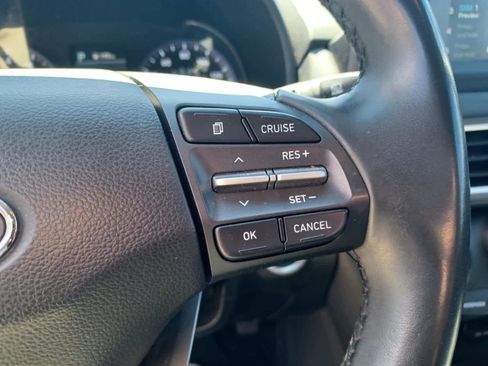 Used 2021 Hyundai Kona SEL Plus AWD/4WD image 16
