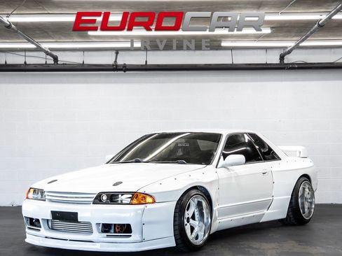 Used 1991 Nissan Other Nissan Models image 1
