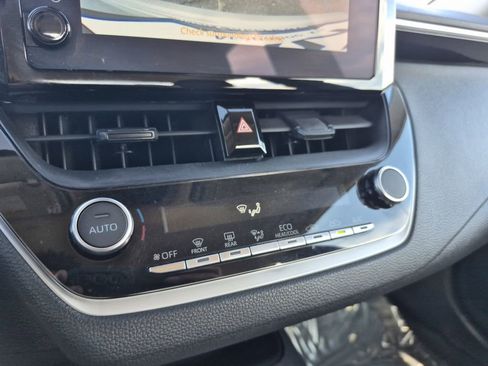 Used 2024 Toyota Corolla LE image 23