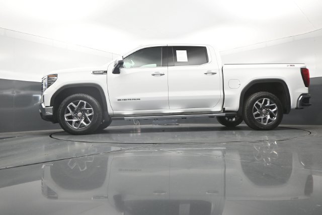 Used 2023 GMC Sierra 1500 SLT w/ SLT Premium Package AWD/4WD image 31