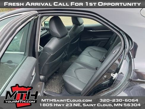 Used 2024 Toyota Camry SE AWD/4WD image 12