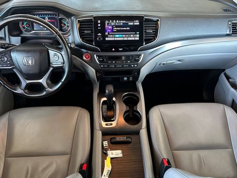 Used 2020 Honda Pilot EX-L image 4