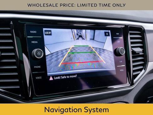 Used 2022 Volkswagen Atlas Cross Sport SEL R-Line image 26