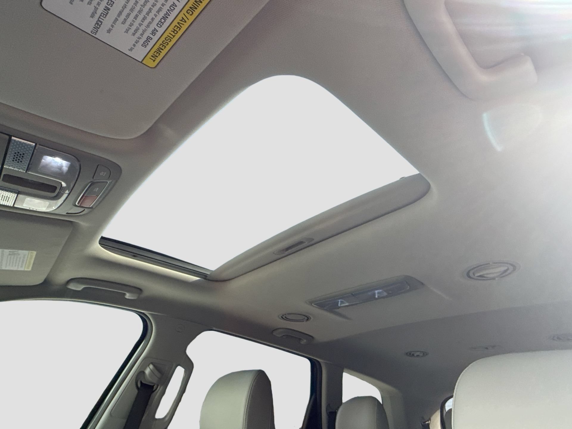 Used 2024 Kia Telluride S w/ S Sunroof Package FWD image 21