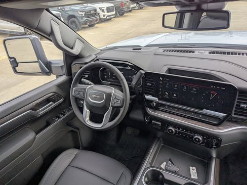 New 2026 GMC Sierra 2500 SLT w/ SLT Convenience Package image 20