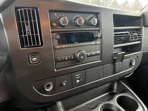 Used 2024 Chevrolet Express 2500 w/ Driver Convenience Package image 25