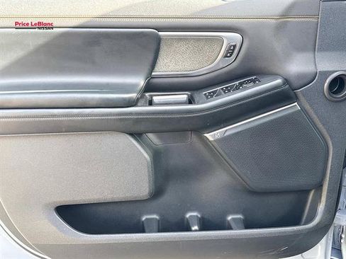 Used 2025 Ford Expedition Tremor AWD/4WD image 18