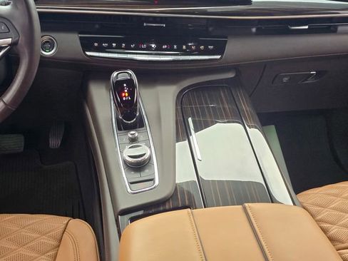 Used 2024 Cadillac Escalade Sport w/ LPO, ONYX Package RWD image 20