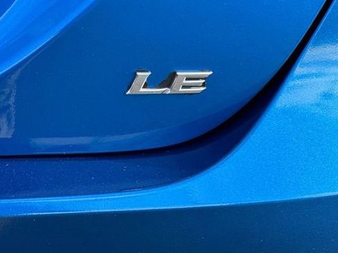 Used 2020 Toyota Camry LE image 29