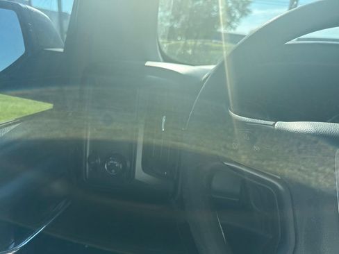 Used 2017 GMC Sierra 1500 4x4 Double Cab image 10