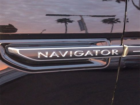 Used 2020 Lincoln Navigator Black Label image 33