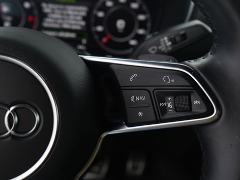 Used 2016 Audi TT 2.0T w/ Technology Package image 21