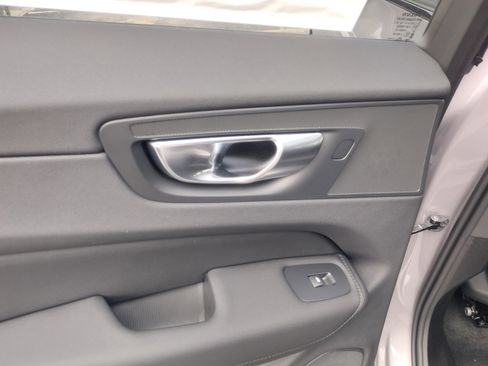 New 2026 Volvo XC60 B5 Plus w/ Protection Package Premier image 19