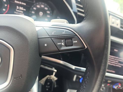 Used 2022 Audi Q3 2.0T Premium Plus AWD/4WD image 24
