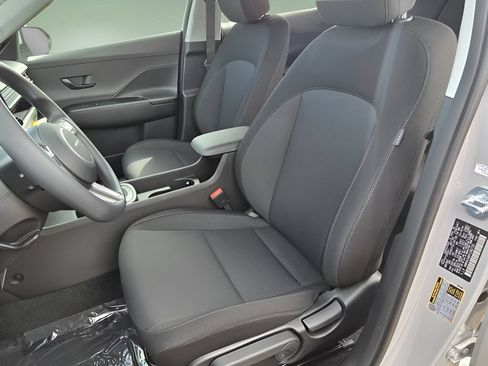 New 2026 Hyundai Kona SE AWD/4WD image 13