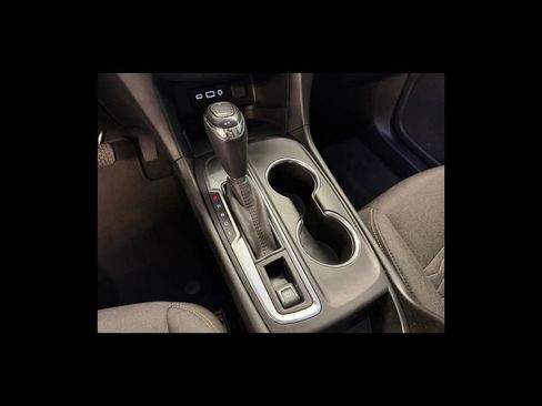 Used 2019 Chevrolet Equinox LT w/ Driver Convenience Package image 24