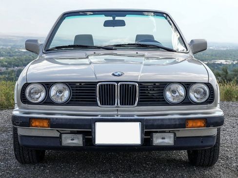 Used 1987 BMW 325i Convertible RWD image 11