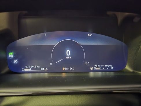 Used 2023 Lincoln Nautilus Reserve image 22