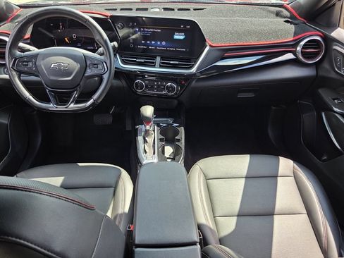 Used 2025 Chevrolet Trax RS w/ Driver Confidence Package FWD image 14