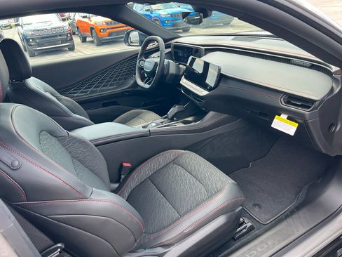 Used 2026 Dodge Charger Scat Pack w/ Blacktop Package AWD/4WD image 14