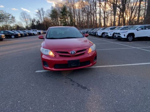 Used 2013 Toyota Corolla L image 11