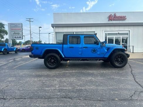 Used 2020 Jeep Gladiator Rubicon w/ Dual Top Group AWD/4WD image 10