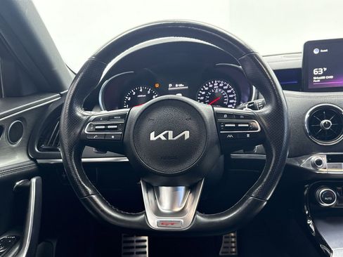 Used 2022 Kia Stinger GT1 image 18