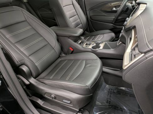 Used 2022 GMC Terrain Denali w/ LPO, Floor Liner Package image 28