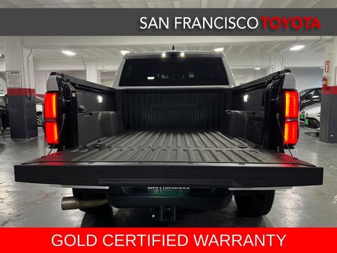 Certified 2025 Toyota Tacoma TRD Off-Road image 41