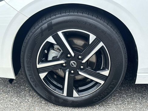 Certified 2024 Nissan Sentra SV image 11