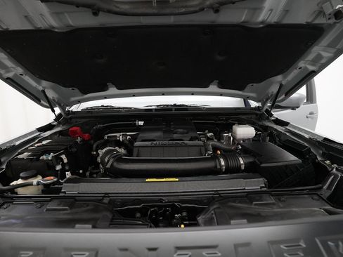 Used 2024 Nissan Frontier PRO-4X w/ Pro Convenience Package image 3