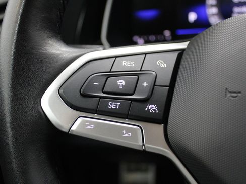 Used 2024 Volkswagen Jetta Sport FWD image 39