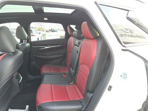 Certified 2024 INFINITI QX50 Sport image 16