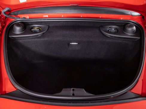 Used 2017 Porsche 718 Boxster RWD image 19