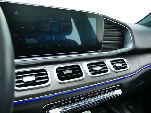 Used 2020 Mercedes-Benz GLE 580 4MATIC image 23