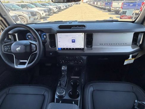 New 2026 Ford Bronco Outer Banks AWD/4WD image 13