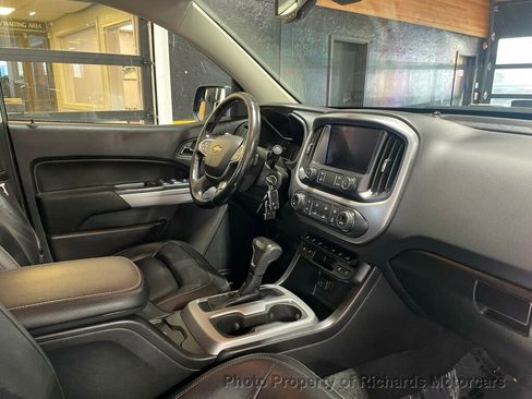Used 2021 Chevrolet Colorado ZR2 w/ Colorado ZR2 Bison Edition AWD/4WD image 19