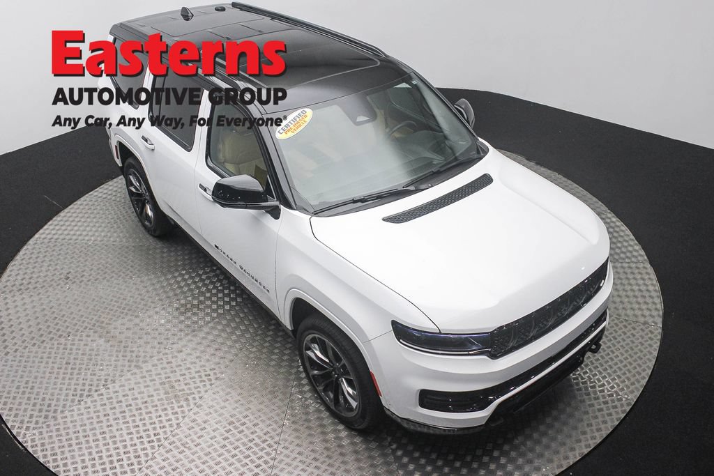 Used 2025 Jeep Grand Wagoneer Series III w/ Rear Seat Video Group 1 AWD/4WD image 4