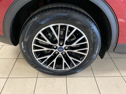 Used 2022 Ford Escape SEL w/ Technology Package image 7