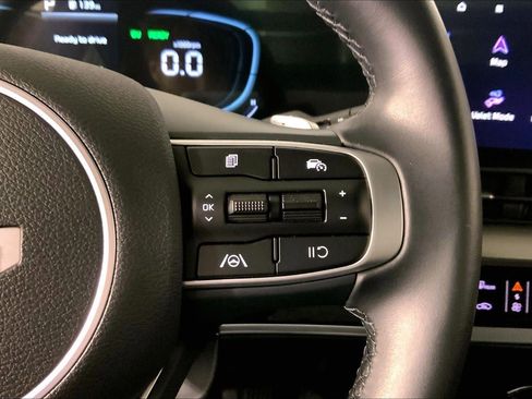 Certified 2025 Kia Sportage EX w/ EX Premium Package image 19