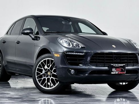 Used 2017 Porsche Macan S AWD/4WD image 2